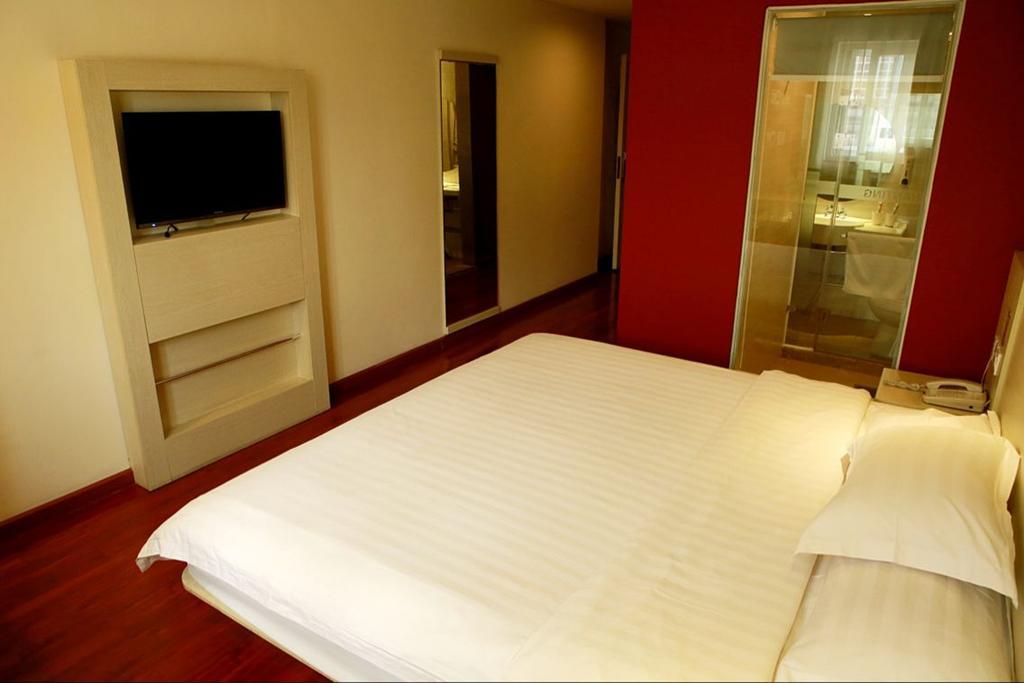 Hanting Hotel Chongqing North Railway Station Екстериор снимка